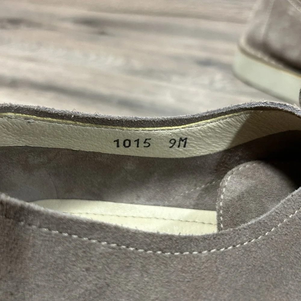 Barney's New York Taupe Beige Dress Shoes Men Size 9 Only Worn Twice